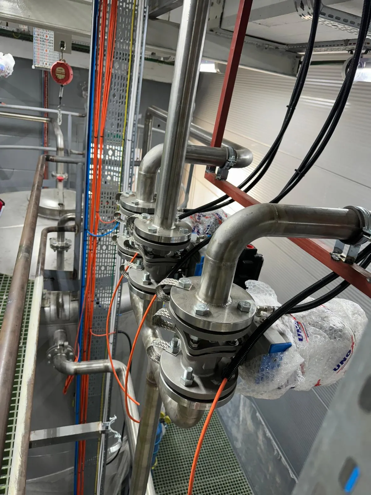 Crown Bevcan İzmit Suadiye Lak Transfer Tesis Entegrasyonu - Görsel 1